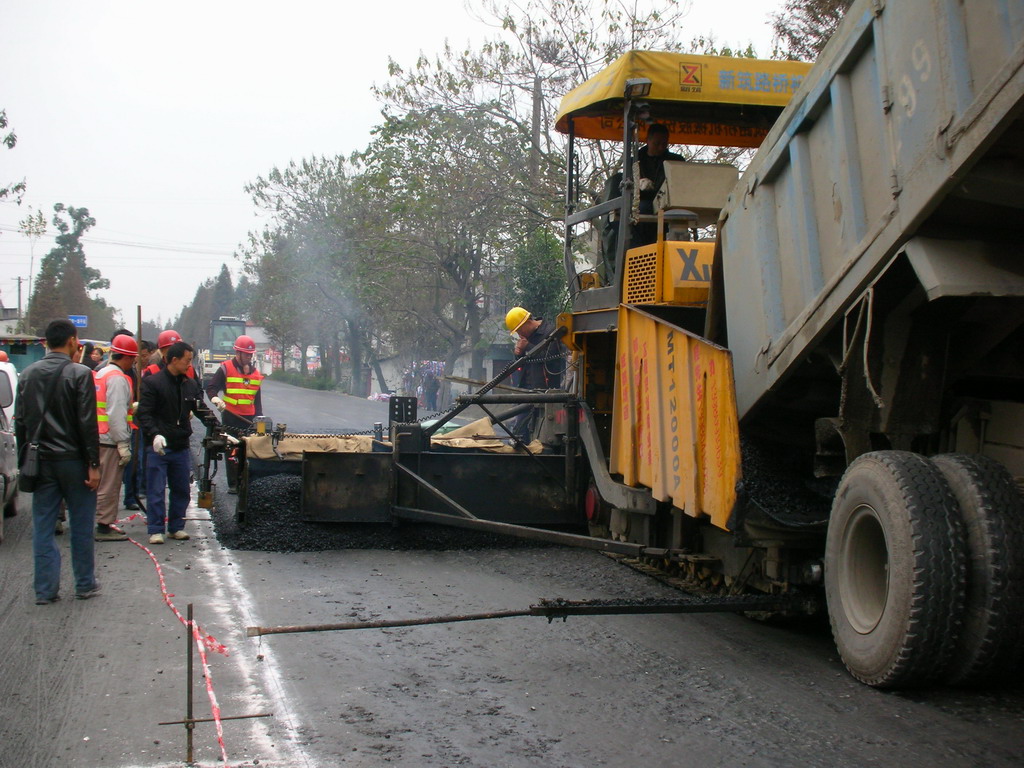 节约成本就是盈利，公路施工中降低工程造价的方法.jpg