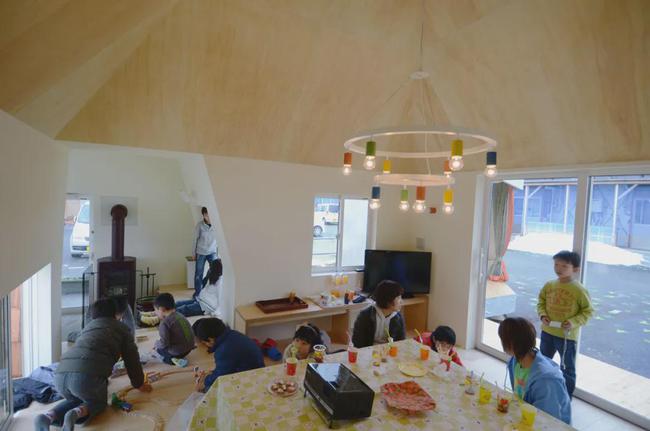 日本灾后建筑东松岛之家，充满乐趣的临时住宅2.jpg