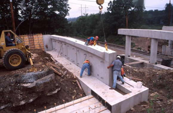装配式桥梁施工：装配式柱式墩台施工注意要点.jpg