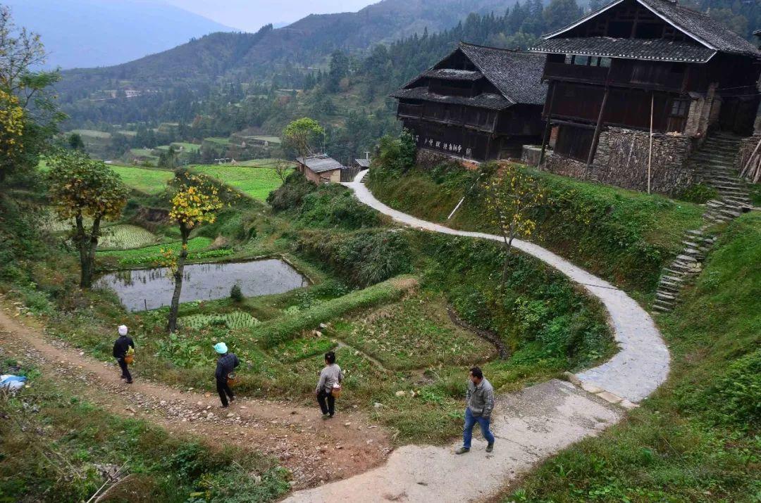 困难群众住有所居，贵州展开美丽乡村新画卷.jpg