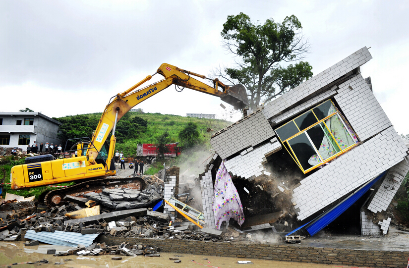 多管齐下进行城市治理，贵阳3年内拆除违建650万平方米.jpg