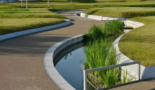 建设海绵城市的中国答案：让城市排水系统实现良性水循环.jpg