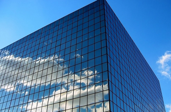 降低建筑能耗，真空玻璃在绿色建筑中的应用.jpg