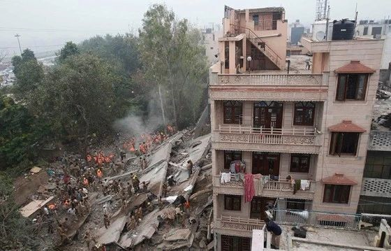 印度新德里大楼倒塌事故