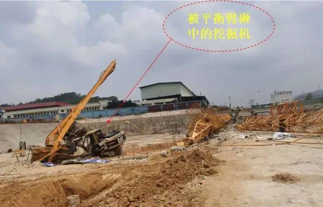 2死3伤！深圳一在建工地发生塔吊倒塌事故3