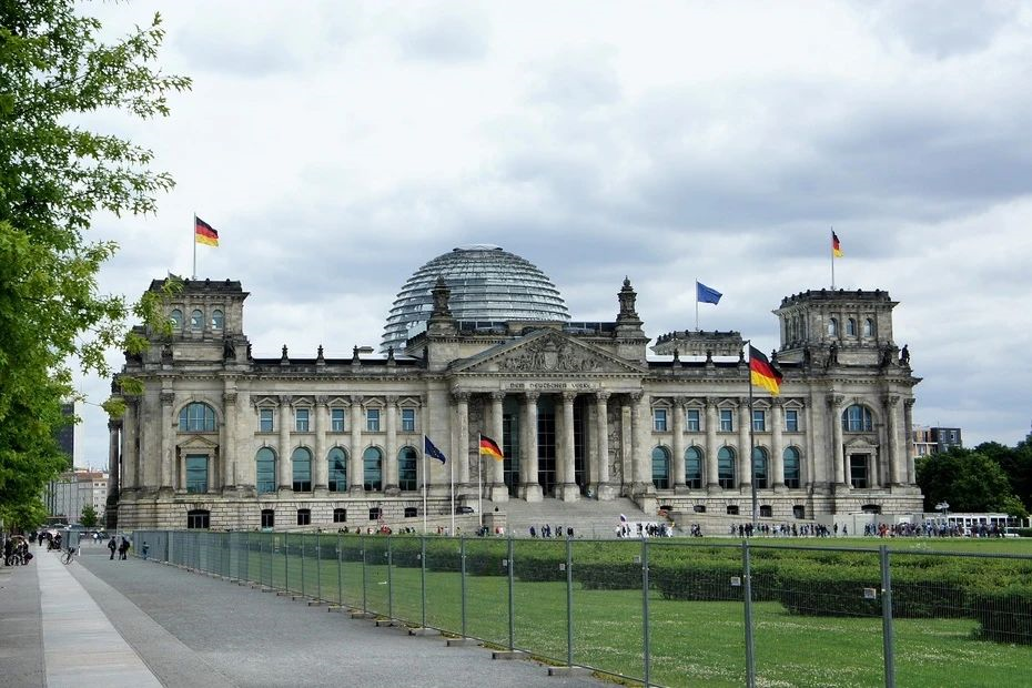 德国柏林国会大厦改建2