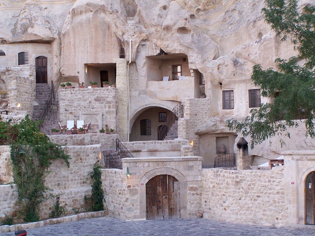 土耳其“仙女的烟囱”洞穴酒店4