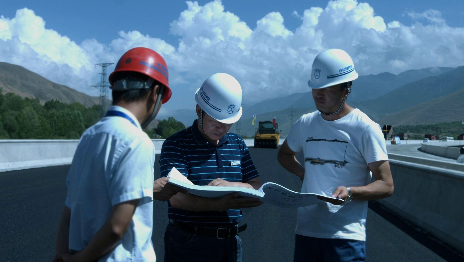 官方解读《四川省工程建设项目审批制度改革实施方案》.jpg