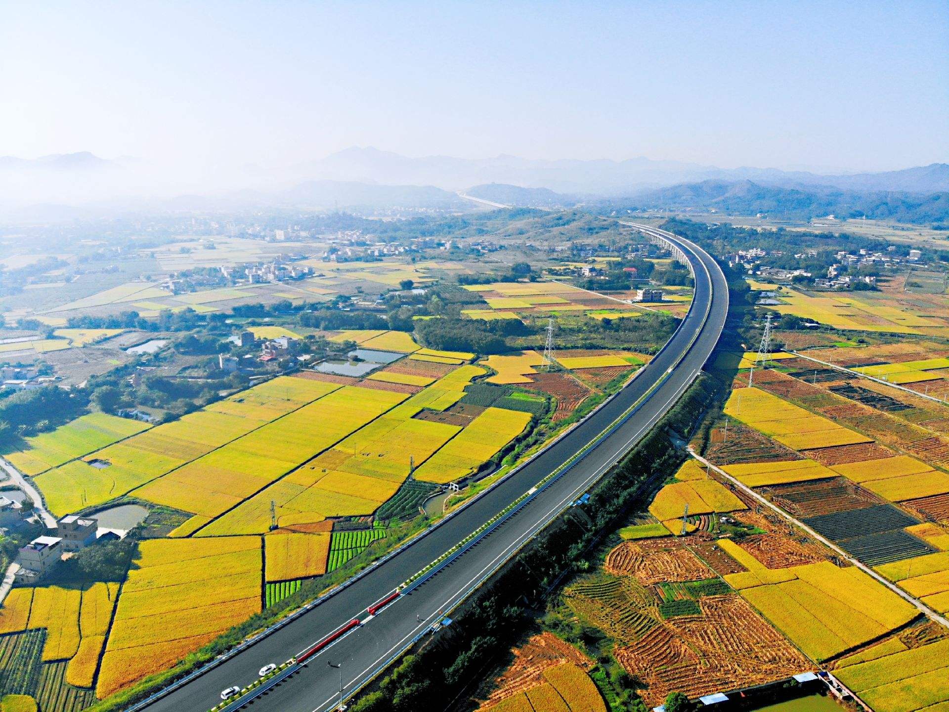 总投资346亿元 湖南三个高速公路项目获批.jpg