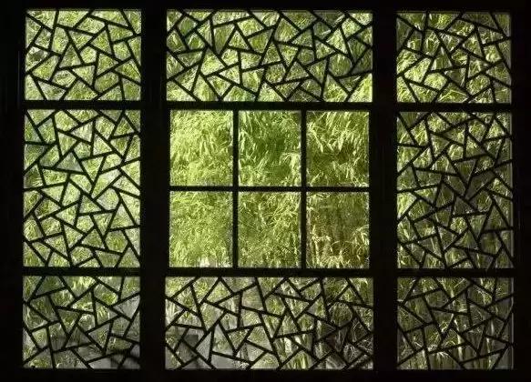 中国古建筑的门窗，给人以高级视觉享受的设计.jpeg