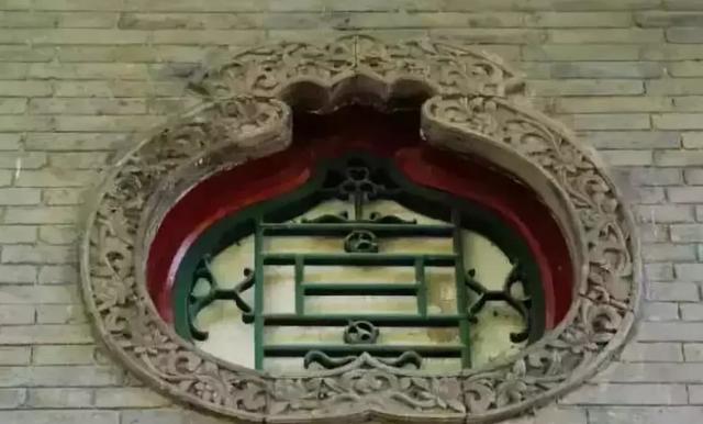 中国古建筑的门窗，给人以高级视觉享受的设计.jpeg