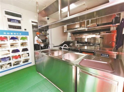绿色环保有保障!国内首个“可移动模块化厨房”在深圳开启.jpg