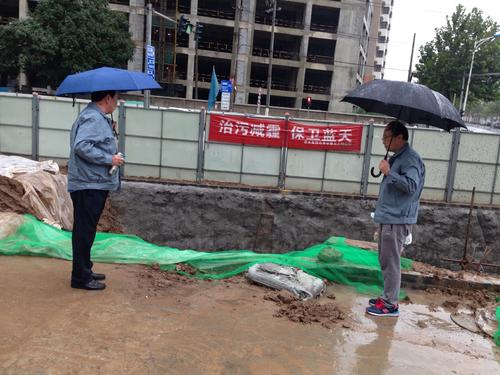 工期紧张，冬季道路施工遇到下雨天怎么办?.jpg