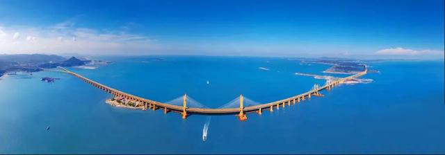 平潭海峡公铁大桥公路桥正式通车，我国首座公铁两用跨海大桥公路桥.jpeg