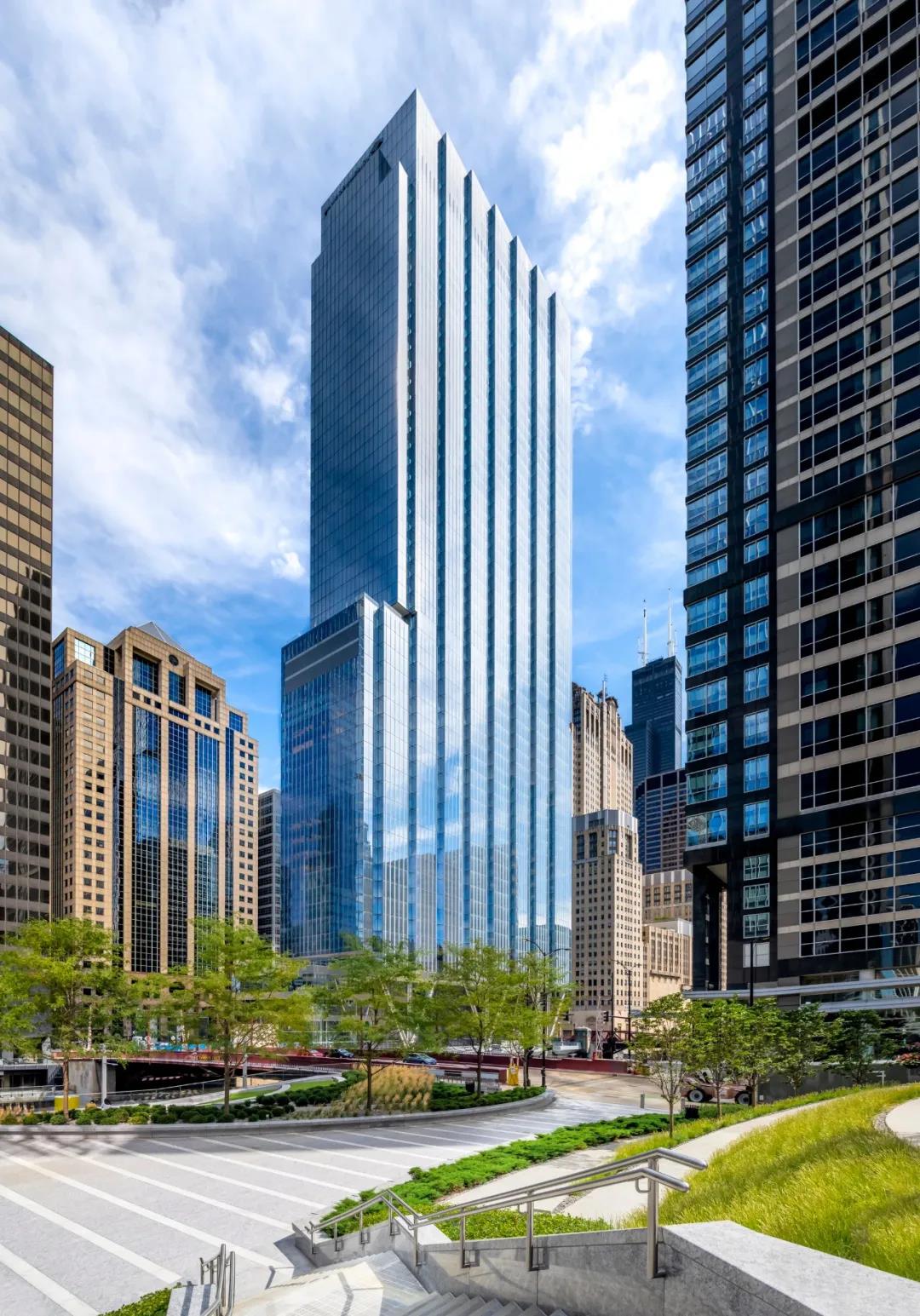 芝加哥独特高层办公楼，大型树状结构元素立面.jpg