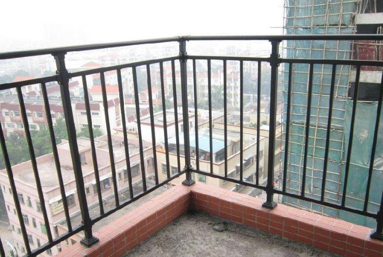 阳台护栏样式有哪些