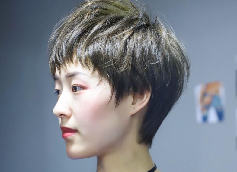 女生剪什么样的短发好看