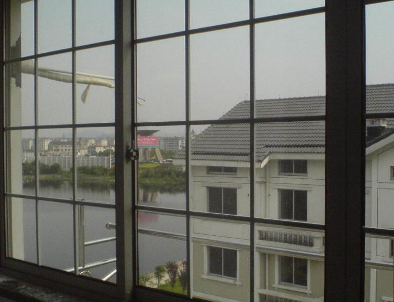 双层玻璃窗起雾的原因有哪些