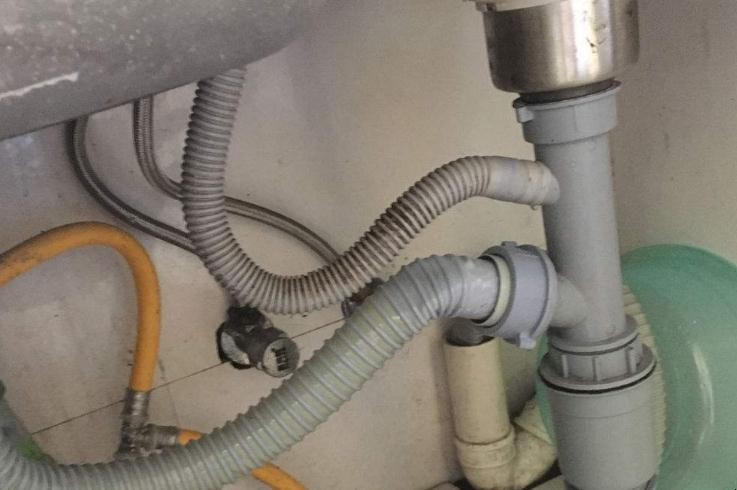 厨房下水道反味儿的解决办法是什么