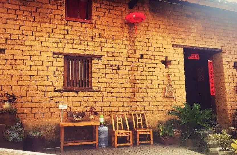 农村泥房如何加固翻新